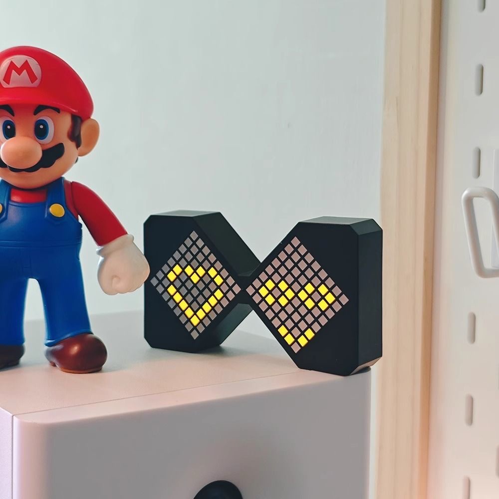 物理摆件科技感桌面电子产品